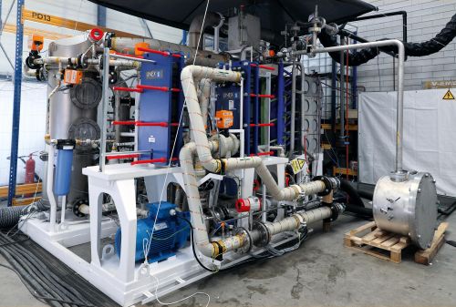 Gambaran lengkap tentang sistem propulsi berbasis hidrogen untuk kapal perairan darat