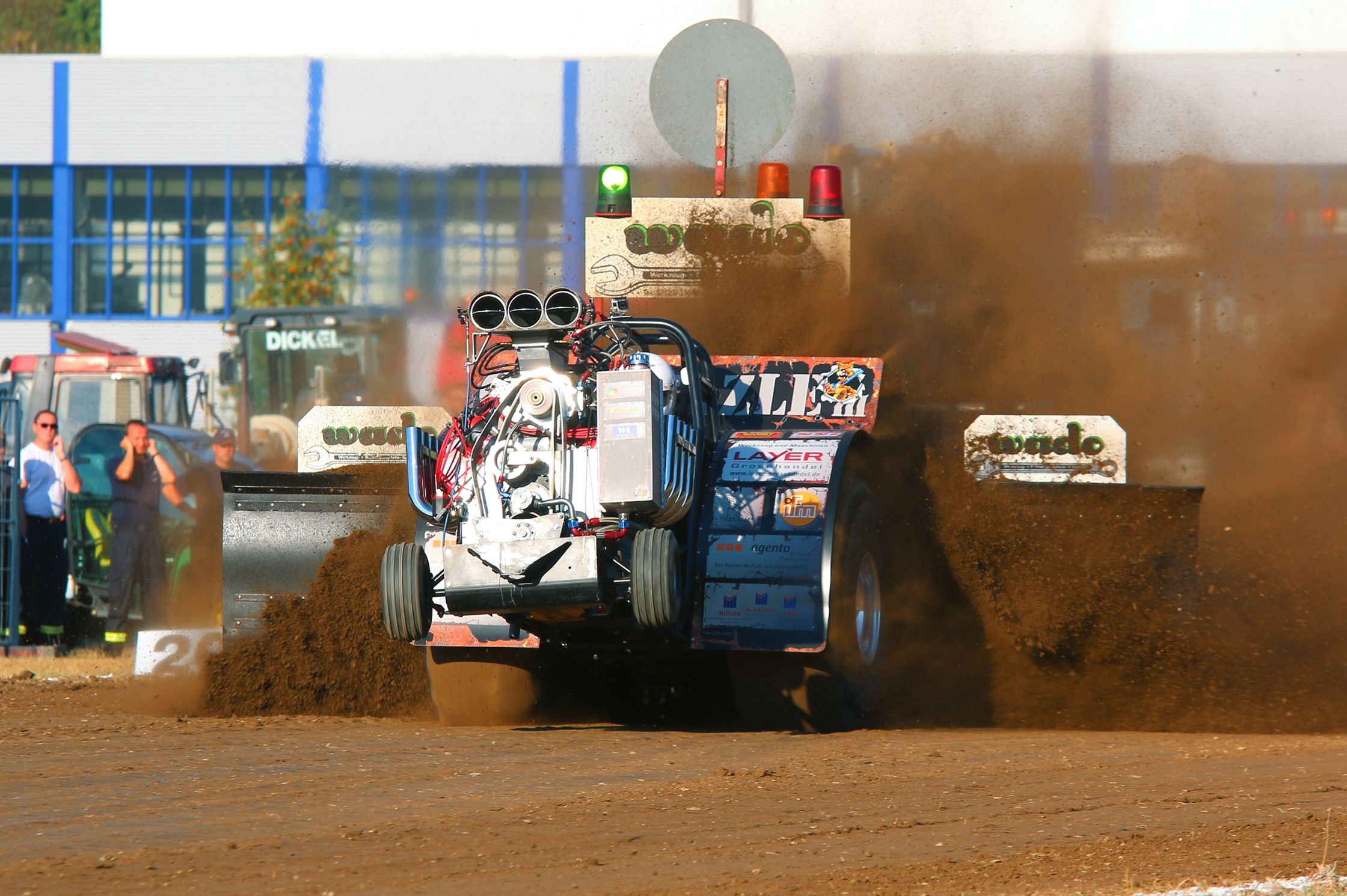 tractor-pulling-ifm-supports-germany-s-youngest-driver-ifm