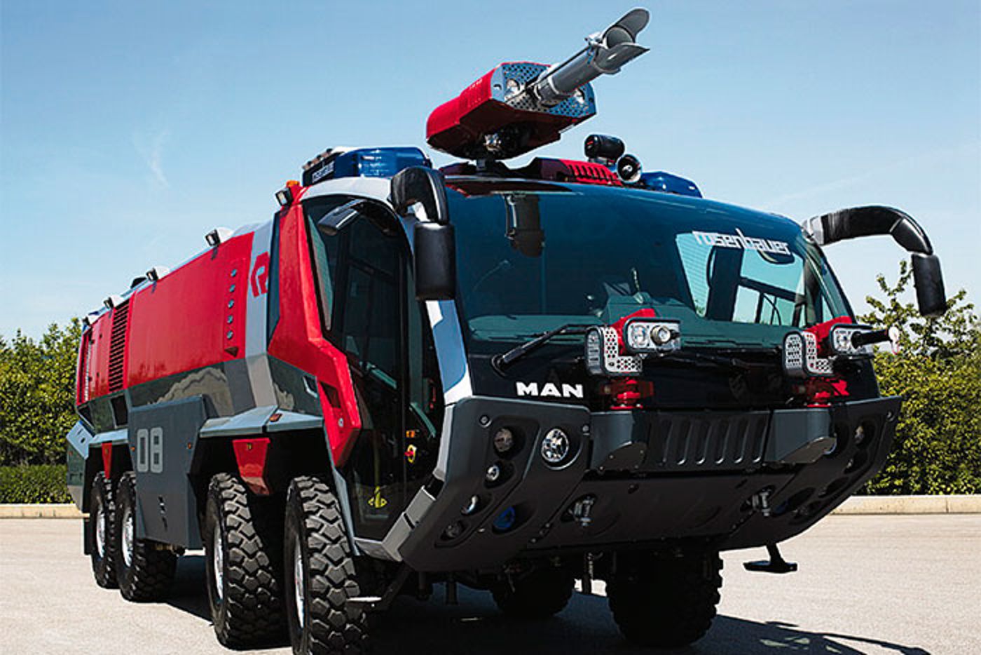 Пожарная машина Rosenbauer Panther 6x6